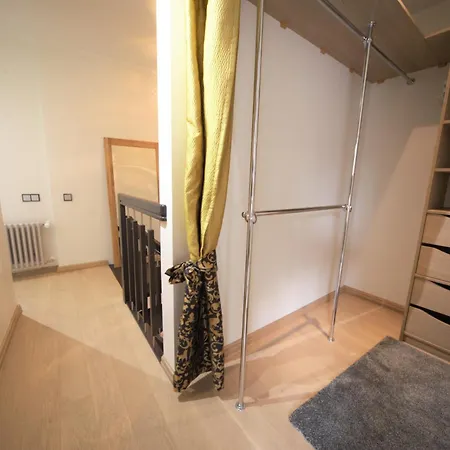 Apartment Amazing In The Old Town / Best Location