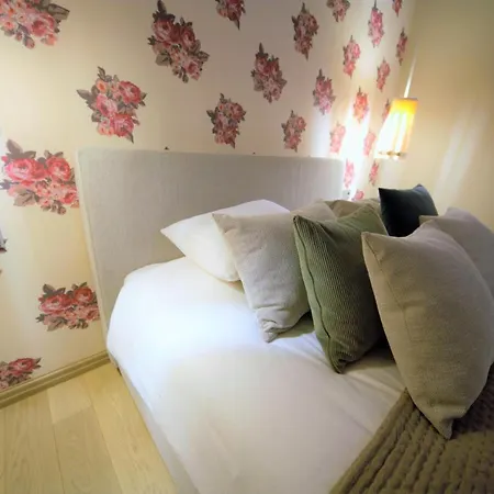 Amazing In The Old Town / Best Location Apartment *