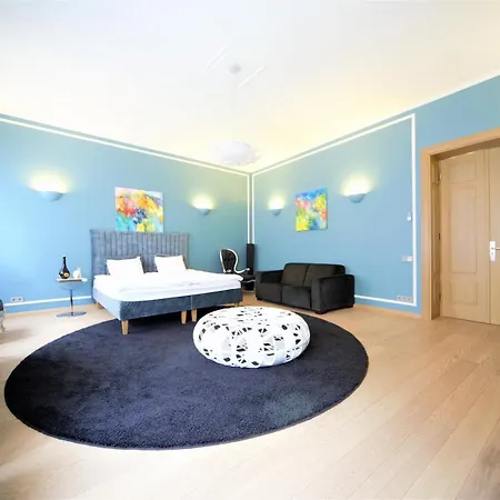 Amazing In The Old Town / Best Location *